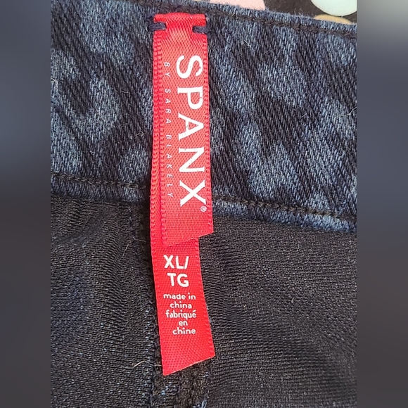 Spanx Animal Print Jeggings, Size XL. - Picture 6 of 6